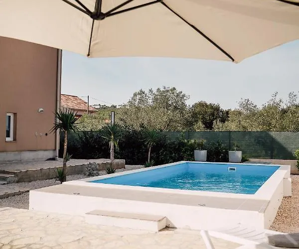 Villa Frida Sutomiscica